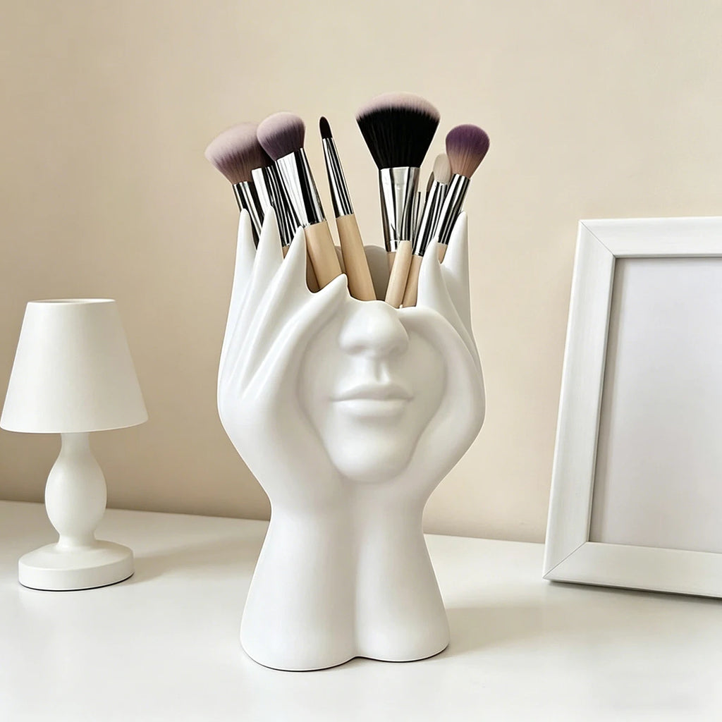a1PCS Creative Human Body Art Styling Office Supplies Desktop Multifunctional Storage Pen Holder Makeup Brush Holder Decoration