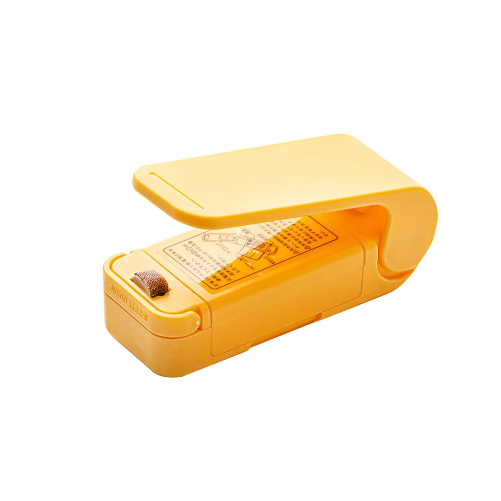 1PC Mini Heat Bag Packaging Sealer Portable Plastic Bag Clip Sealing Machine Food Storage Seal Snack Sealing Kitchen Gadgets