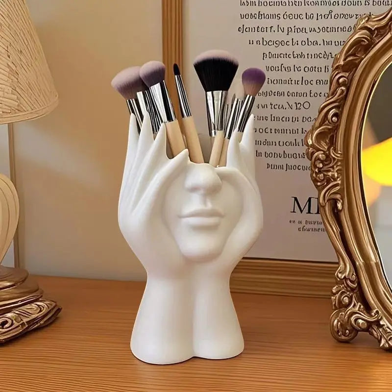 a1PCS Creative Human Body Art Styling Office Supplies Desktop Multifunctional Storage Pen Holder Makeup Brush Holder Decoration