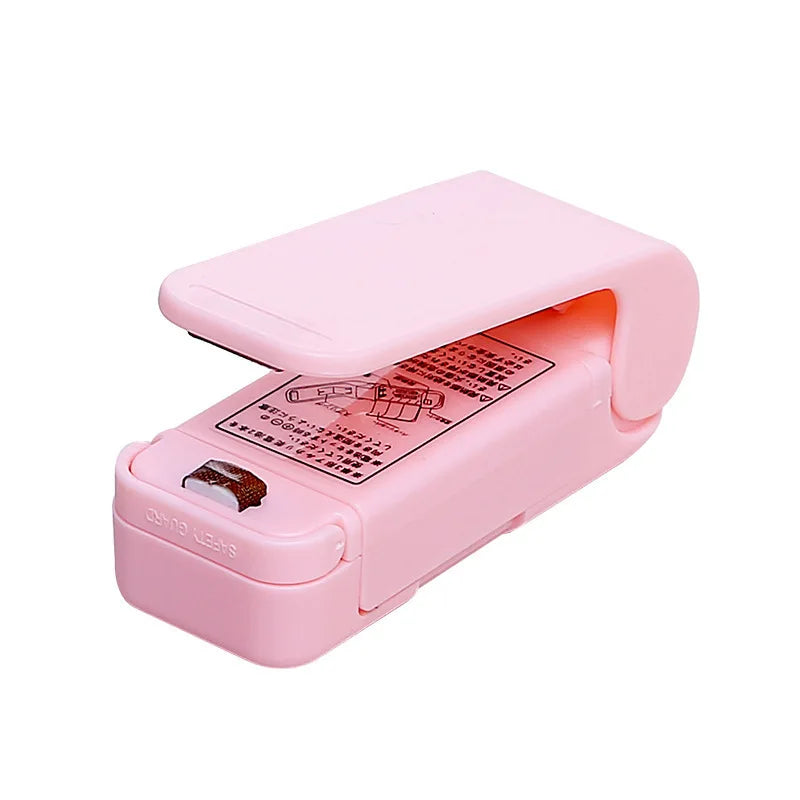 1PC Mini Heat Bag Packaging Sealer Portable Plastic Bag Clip Sealing Machine Food Storage Seal Snack Sealing Kitchen Gadgets